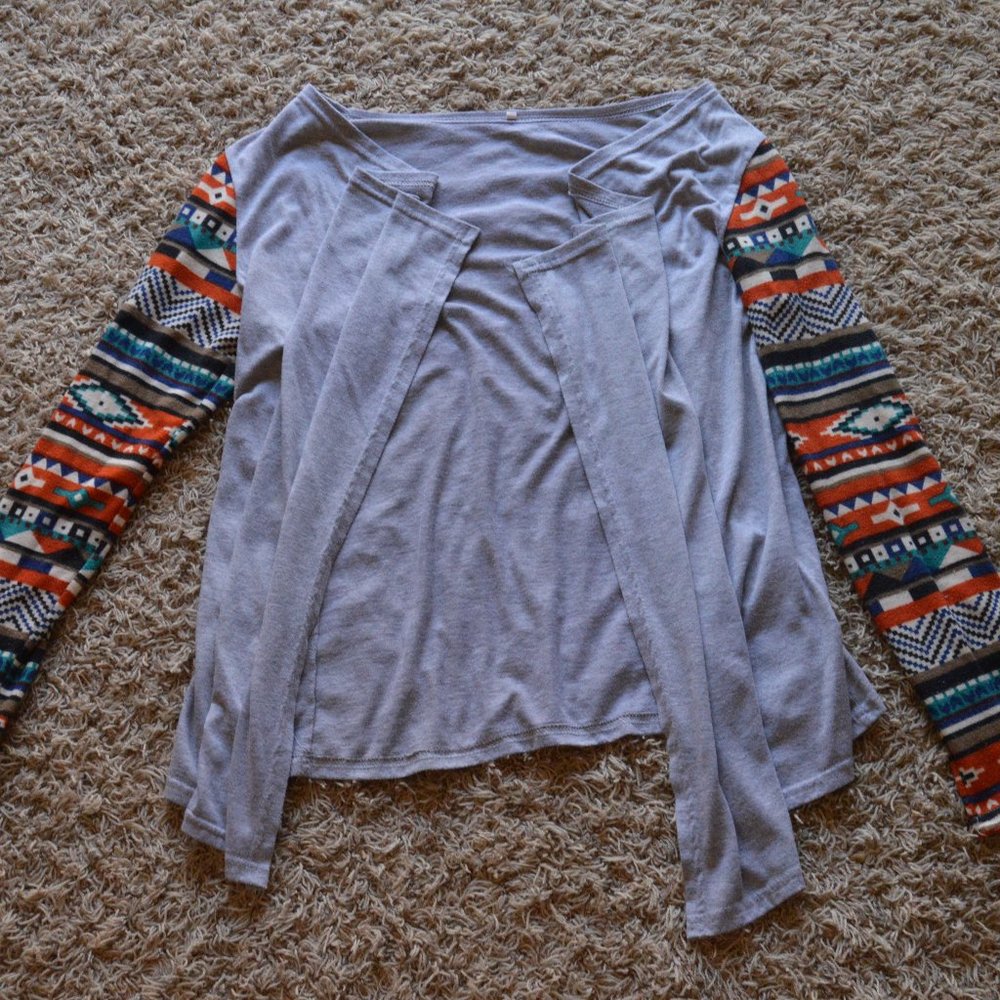Cardigan Size Large Grey w/ Aztec Designed Sleeves